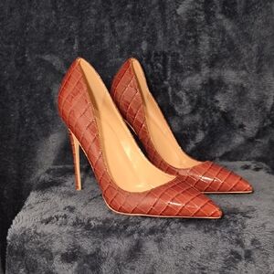 Chic Brown Crocodile Pattern Stiletto Heels
